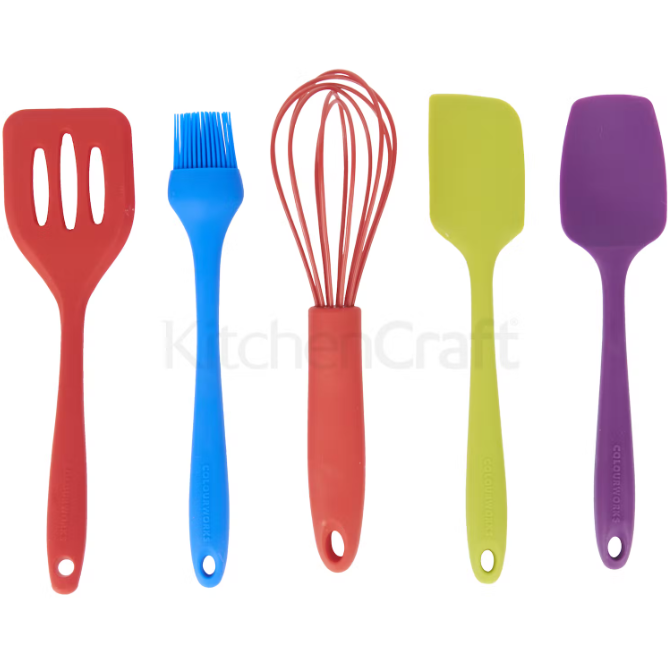 facilities at a glampsite - colour coded utensils